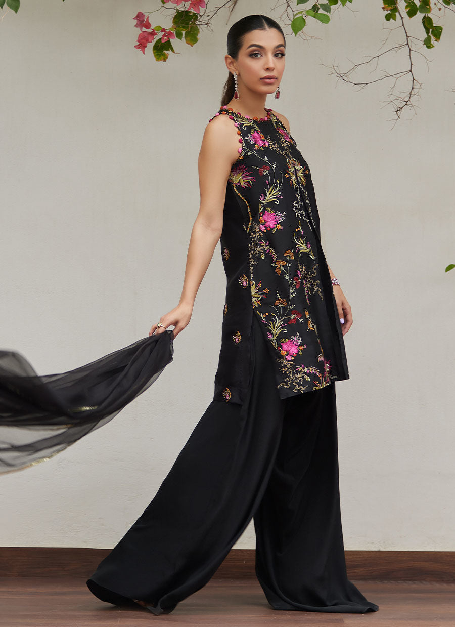 SIYA BLACK EMBROIDERED SHIRT AND DUPATTA | PRET | FARAH TALIB AZIZ