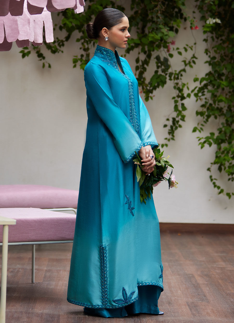 DEERI OMBRE BLUE EMBELLISHED KAFTAN CUT SHIRT | FARAH TALIB AZIZ