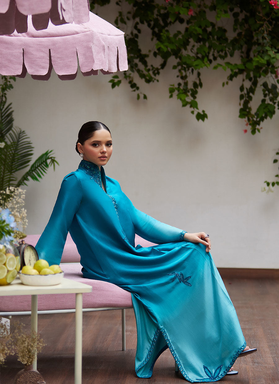 DEERI OMBRE BLUE EMBELLISHED KAFTAN CUT SHIRT | FARAH TALIB AZIZ