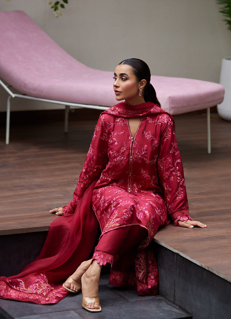 DINARA SCARLETT EMBROIDERED SHIRT AND DUPATTA | FARAH TALIB AZIZ
