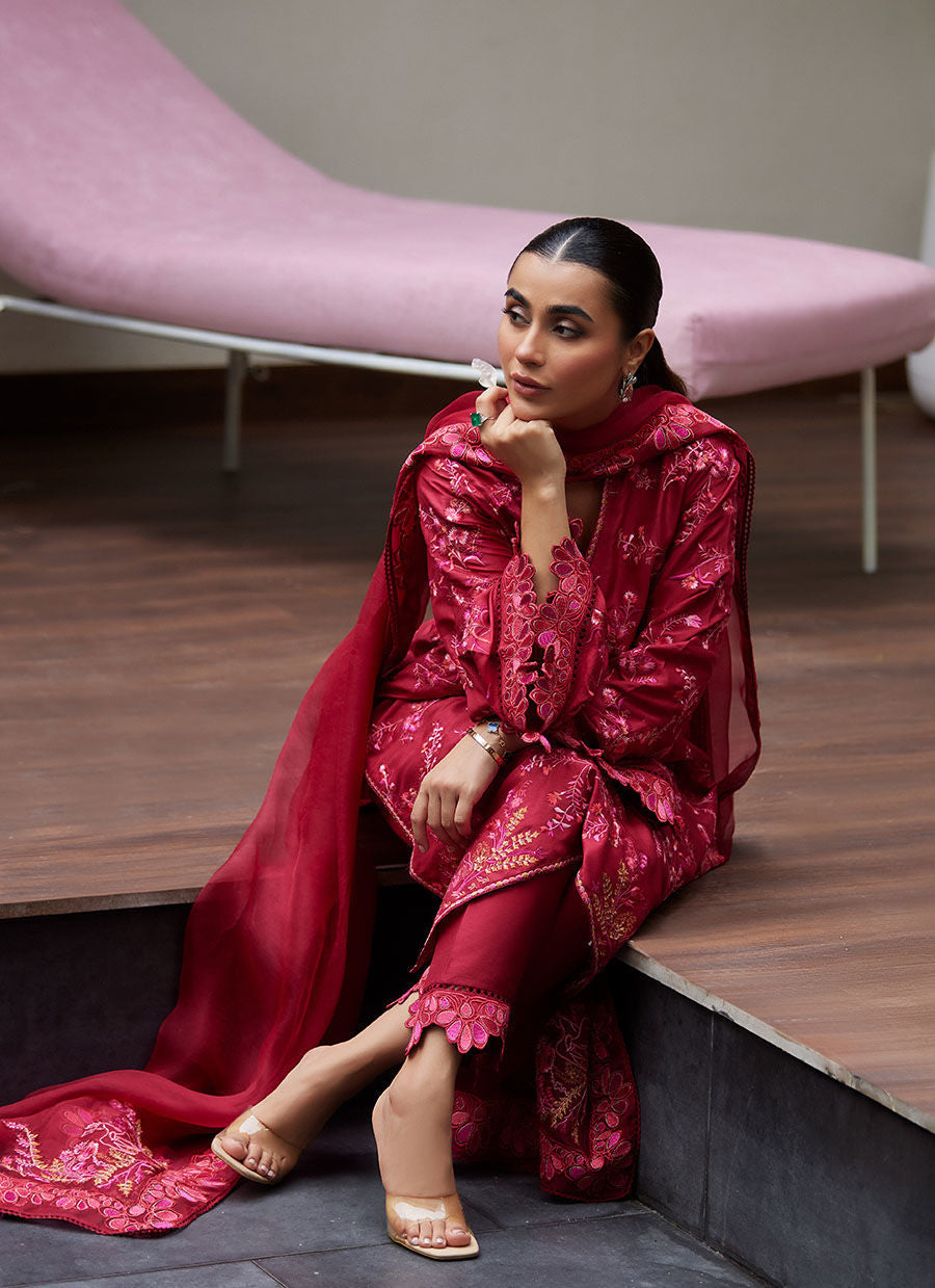 DINARA SCARLETT EMBROIDERED SHIRT AND DUPATTA | FARAH TALIB AZIZ