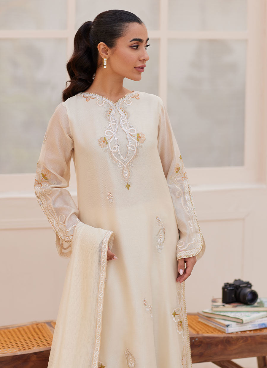 EVRA IVORY SHIRT AND DUPATTA | PRET | FARAH TALIB AZIZ