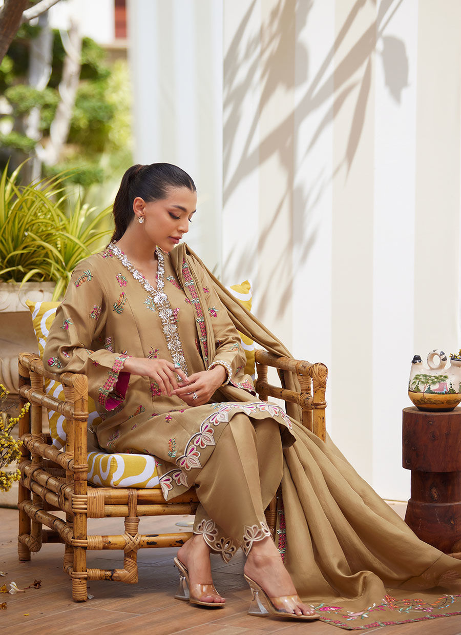 LIRA BEIGE SHIRT AND DUPATTA | Farah Talib Aziz 2025