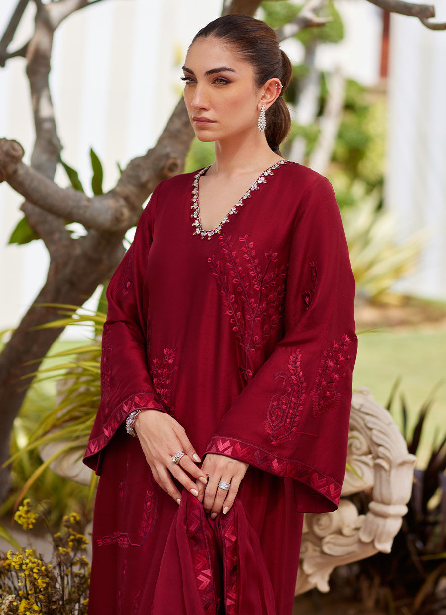 SORAYA SCARLETT SHIRT AND DUPATTA | Farah Talib Aziz 2025