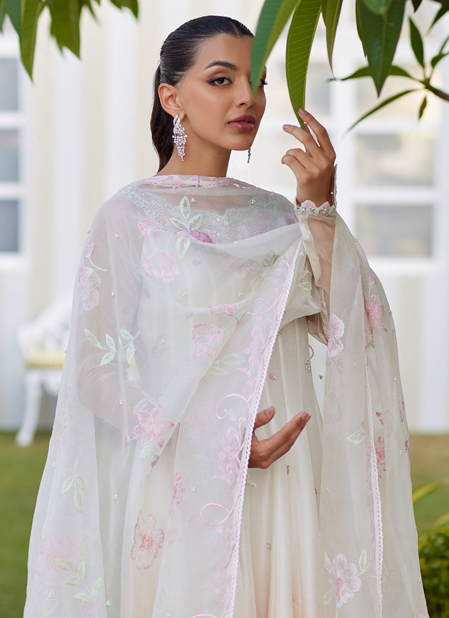 AMARIS OMBRE KALIDAAR AND DUPATTA | Farah Talib Aziz 2025
