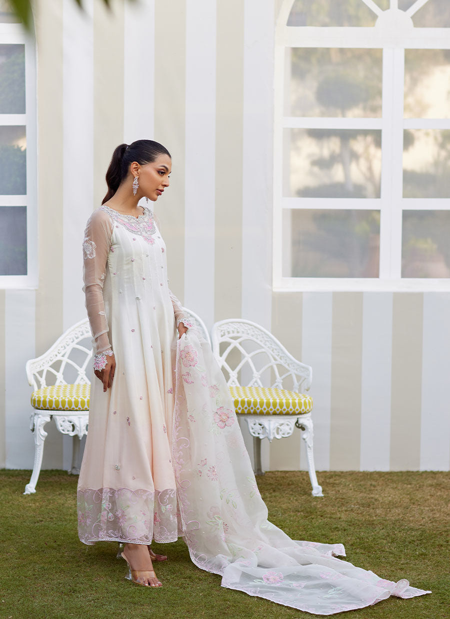 AMARIS OMBRE KALIDAAR AND DUPATTA | Farah Talib Aziz 2025