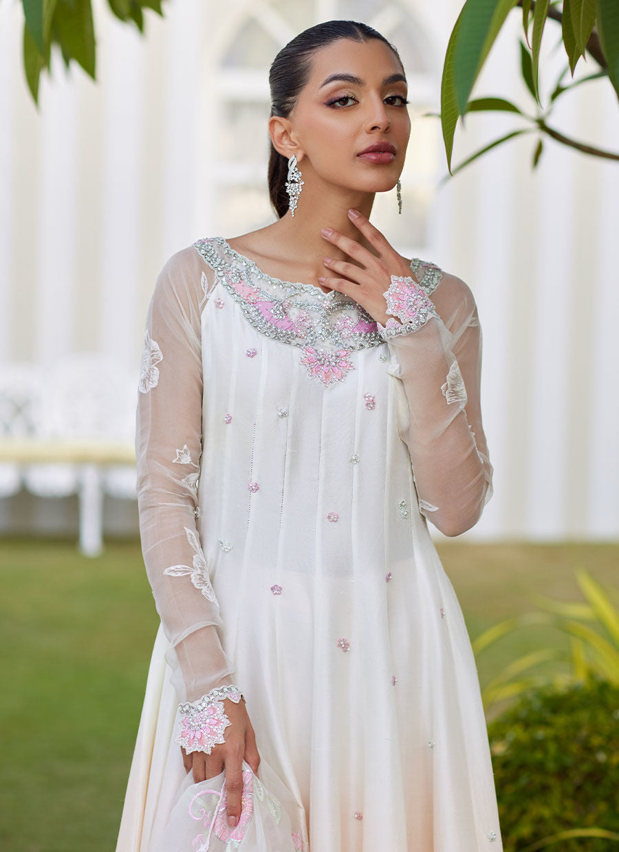 AMARIS OMBRE KALIDAAR AND DUPATTA | Farah Talib Aziz 2025