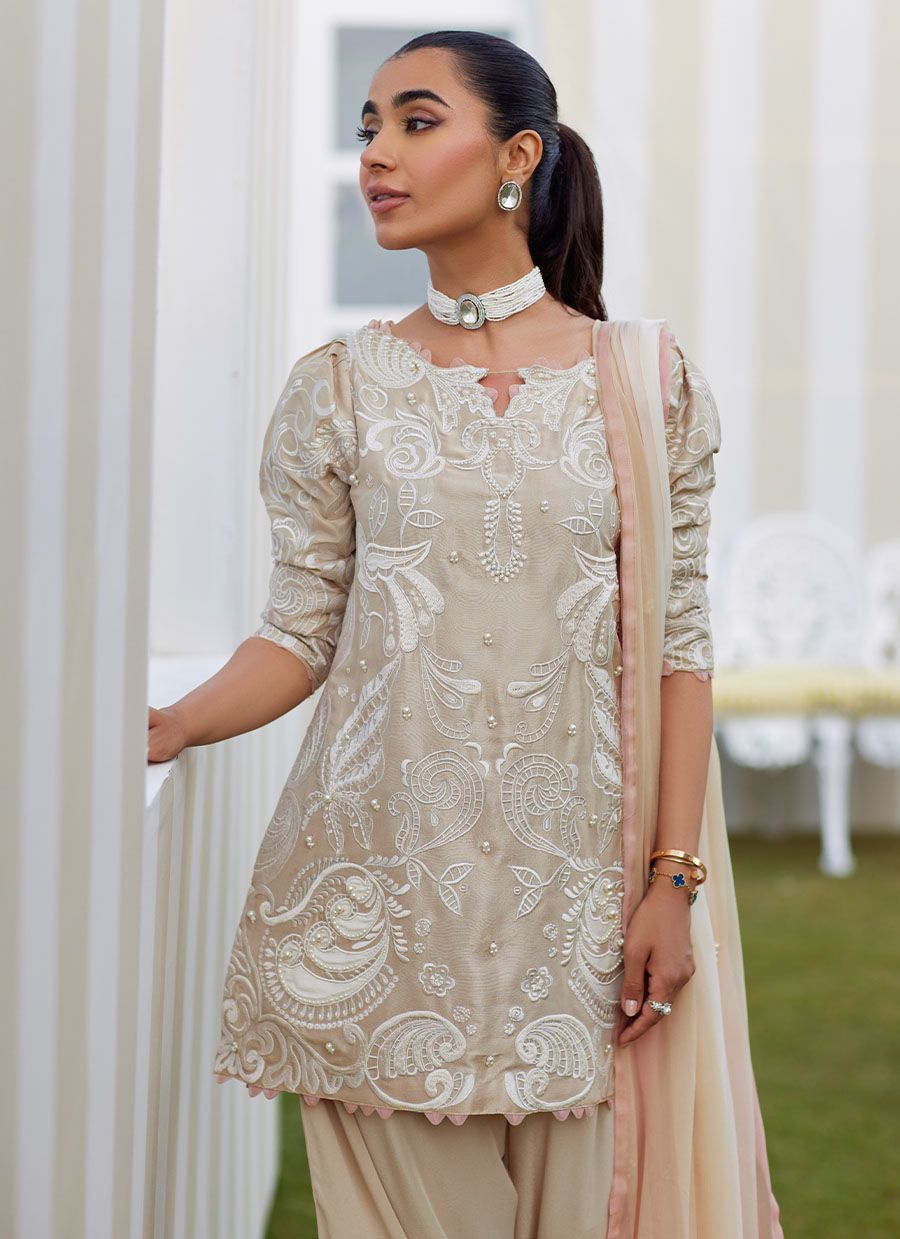 DANIKA SAND SHIRT AND DUPATTA | Farah Talib Aziz 2025