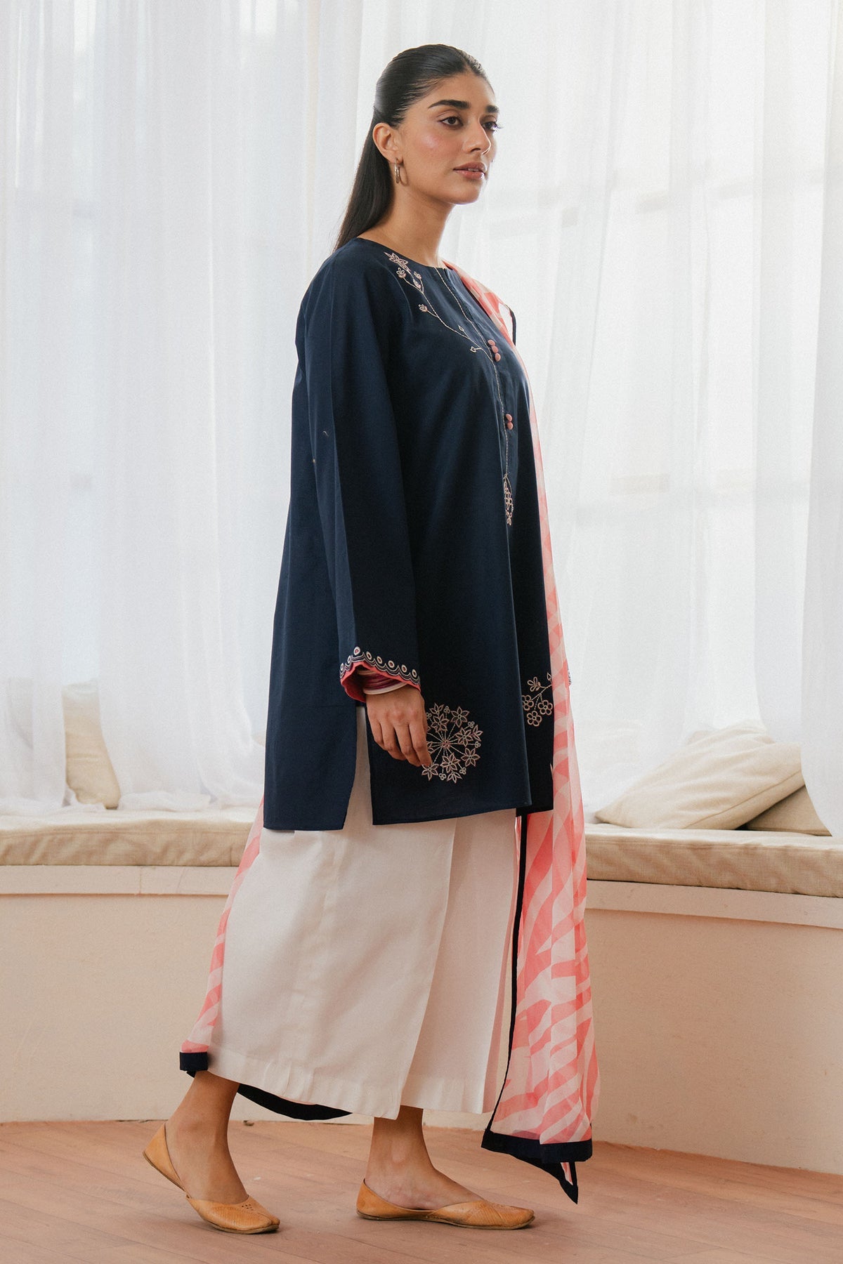 CR25B0114 | Zarashahjahan Eid Basics (RTS)
