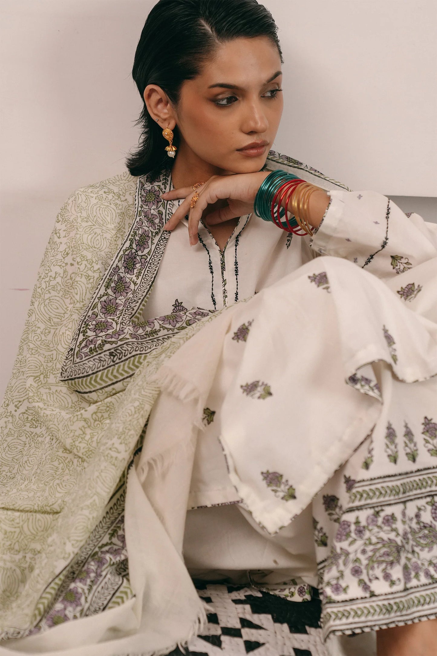 ZR25H0725 | Zara Shahjahan Handcrafted II