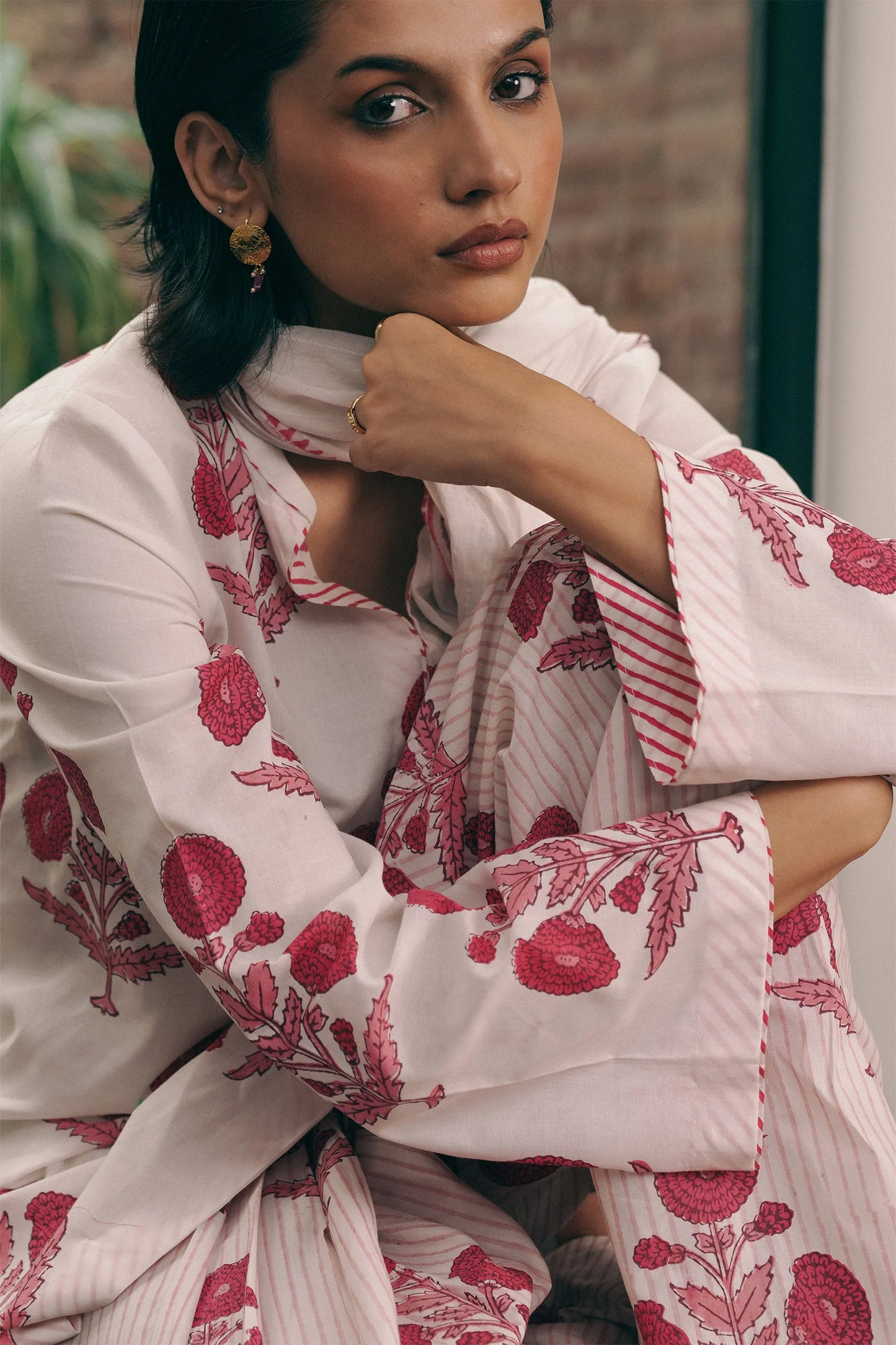 ZR25H0713 | Zara Shahjahan Handcrafted II