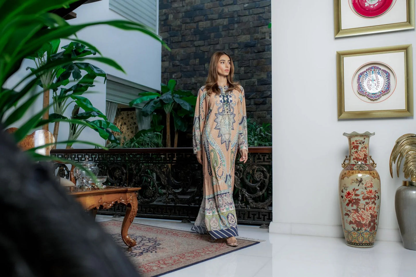 FREYA (A) | BARAÉ KHANOM