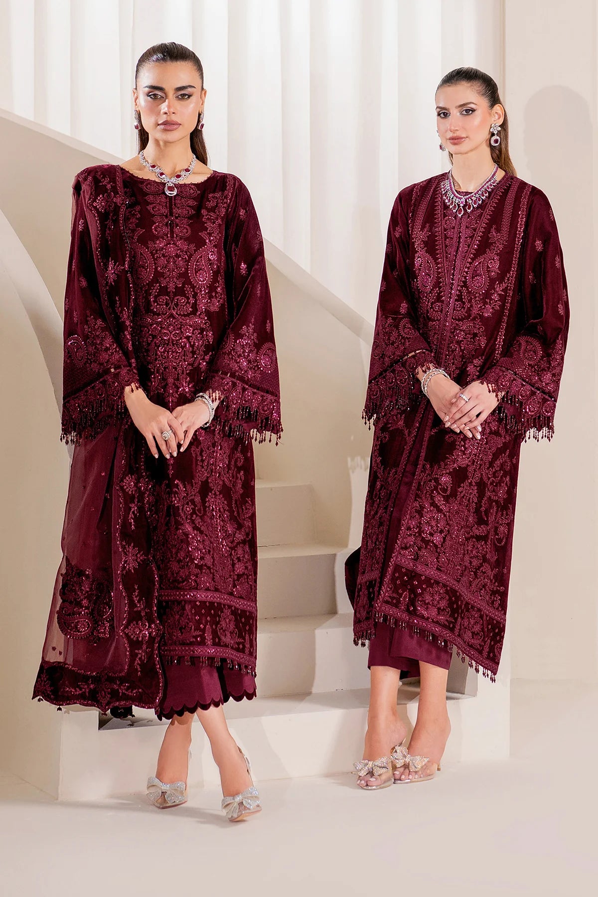 EMBROIDERED VELVET SF-758 | Baroque