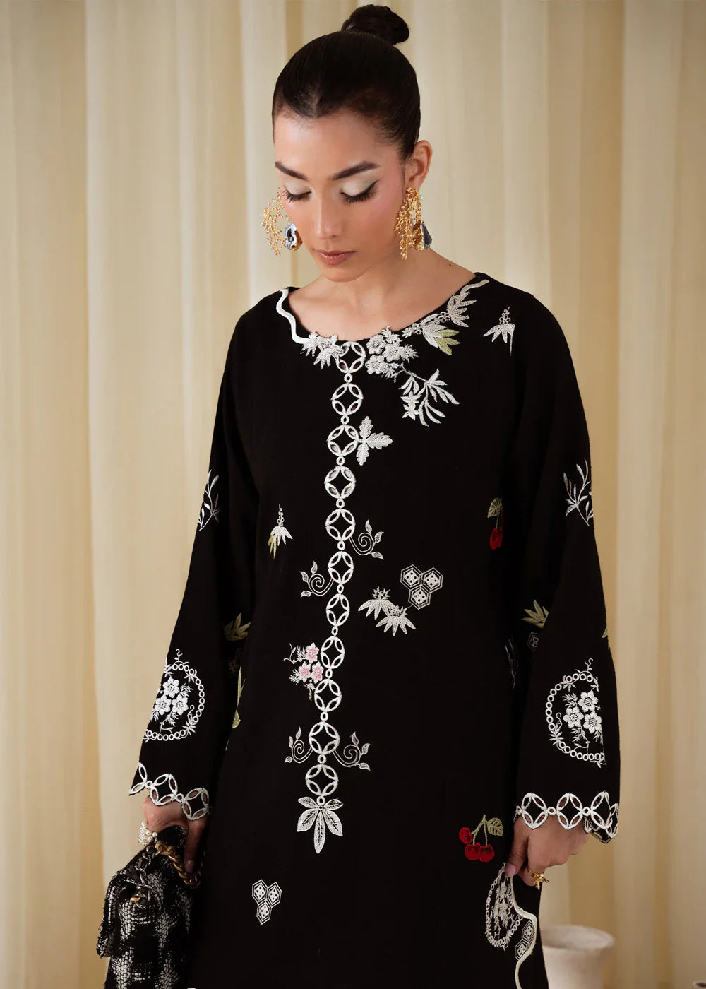 Dark Dust | Basic Pret '25 | Saira Shakira