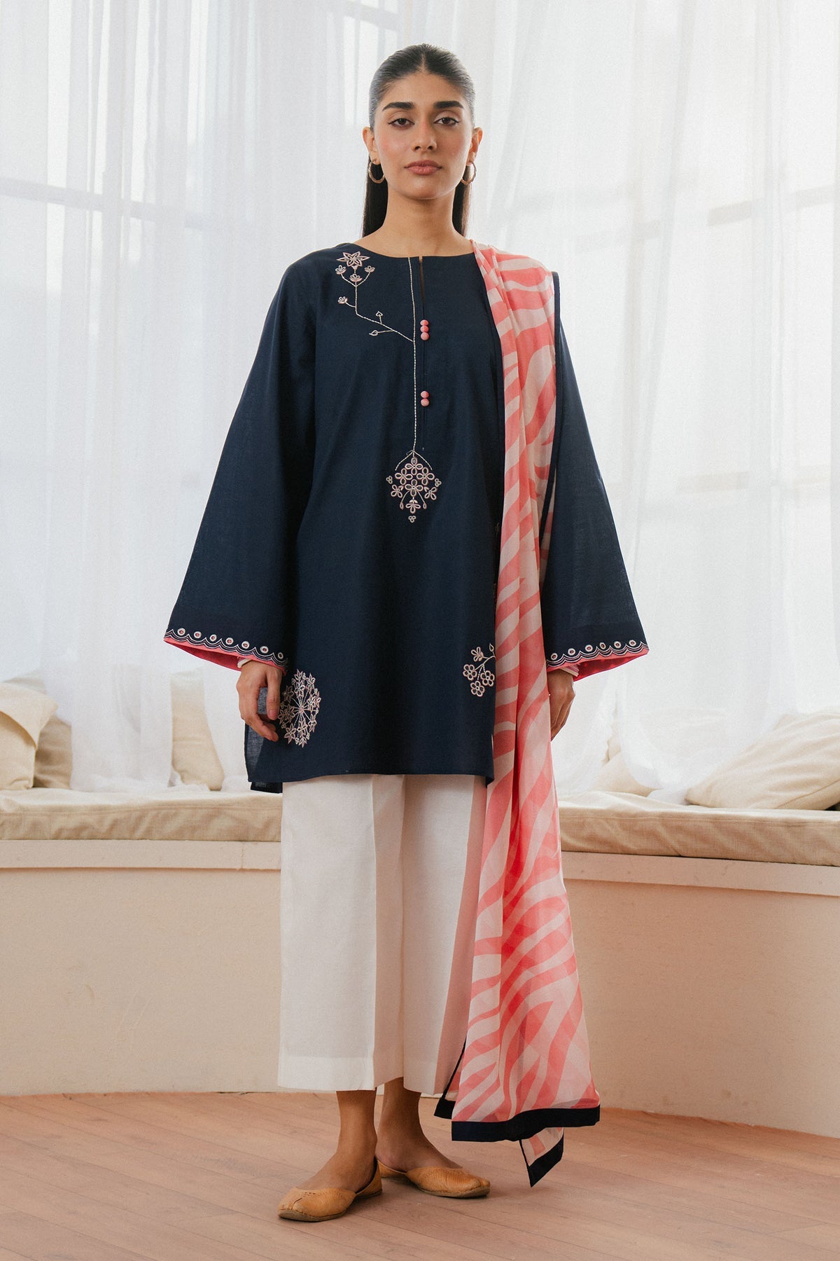 CR25B0114 | Zarashahjahan Eid Basics (RTS)