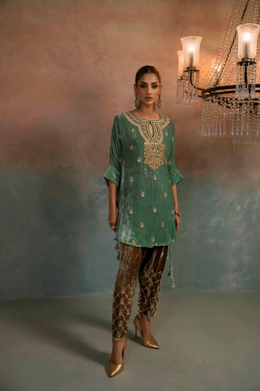 Champagne Gold | Velvet '25 | Ayesha Somaya