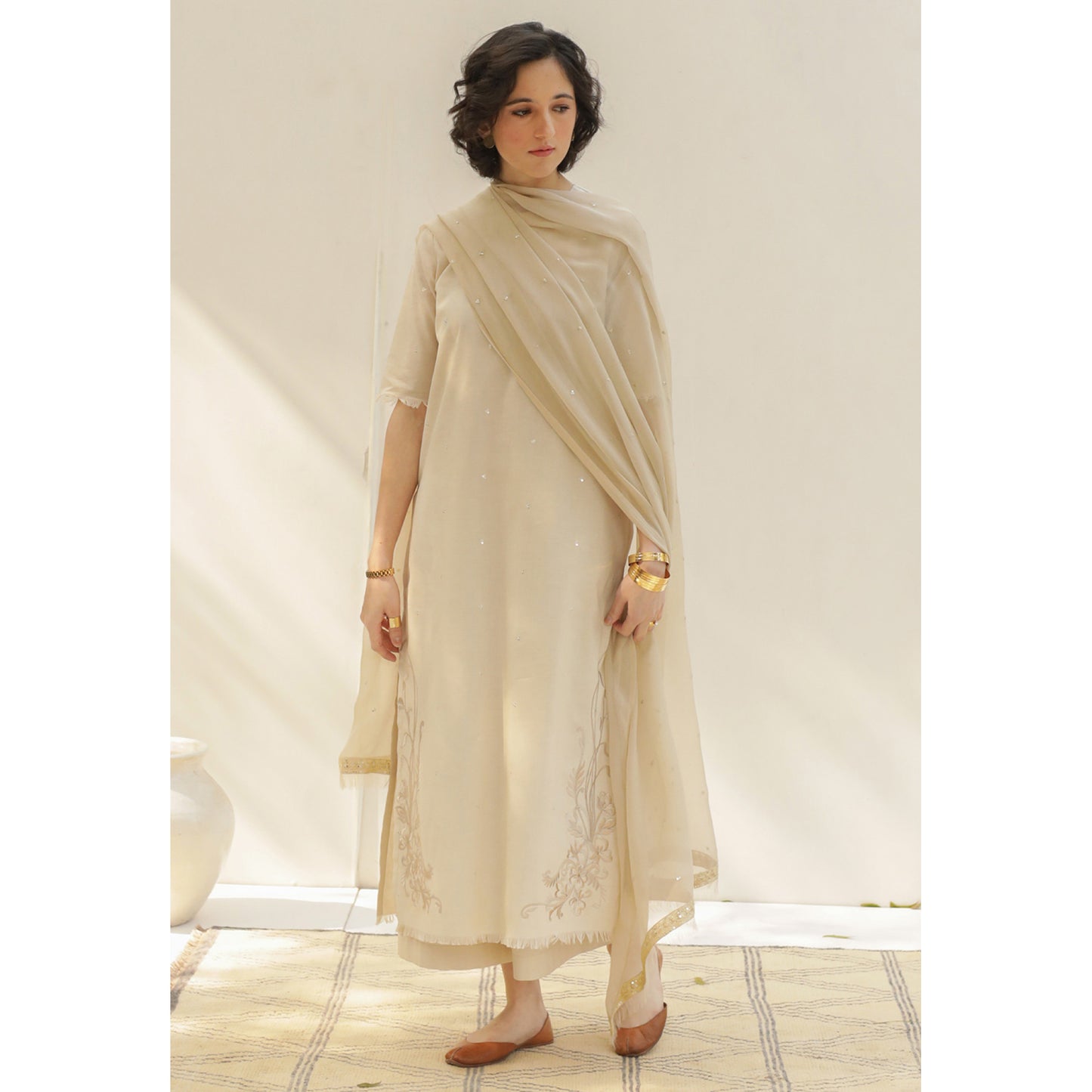 IVORY OUTFIT | DYOT