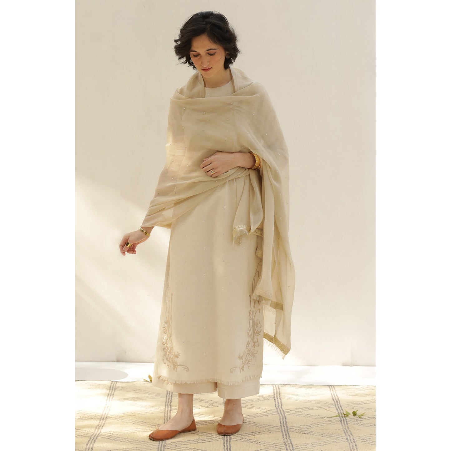 IVORY OUTFIT | DYOT