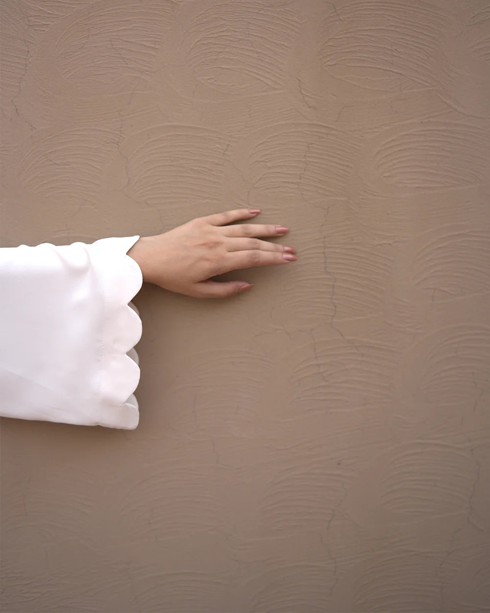Antique White Vogue Set | LIRA