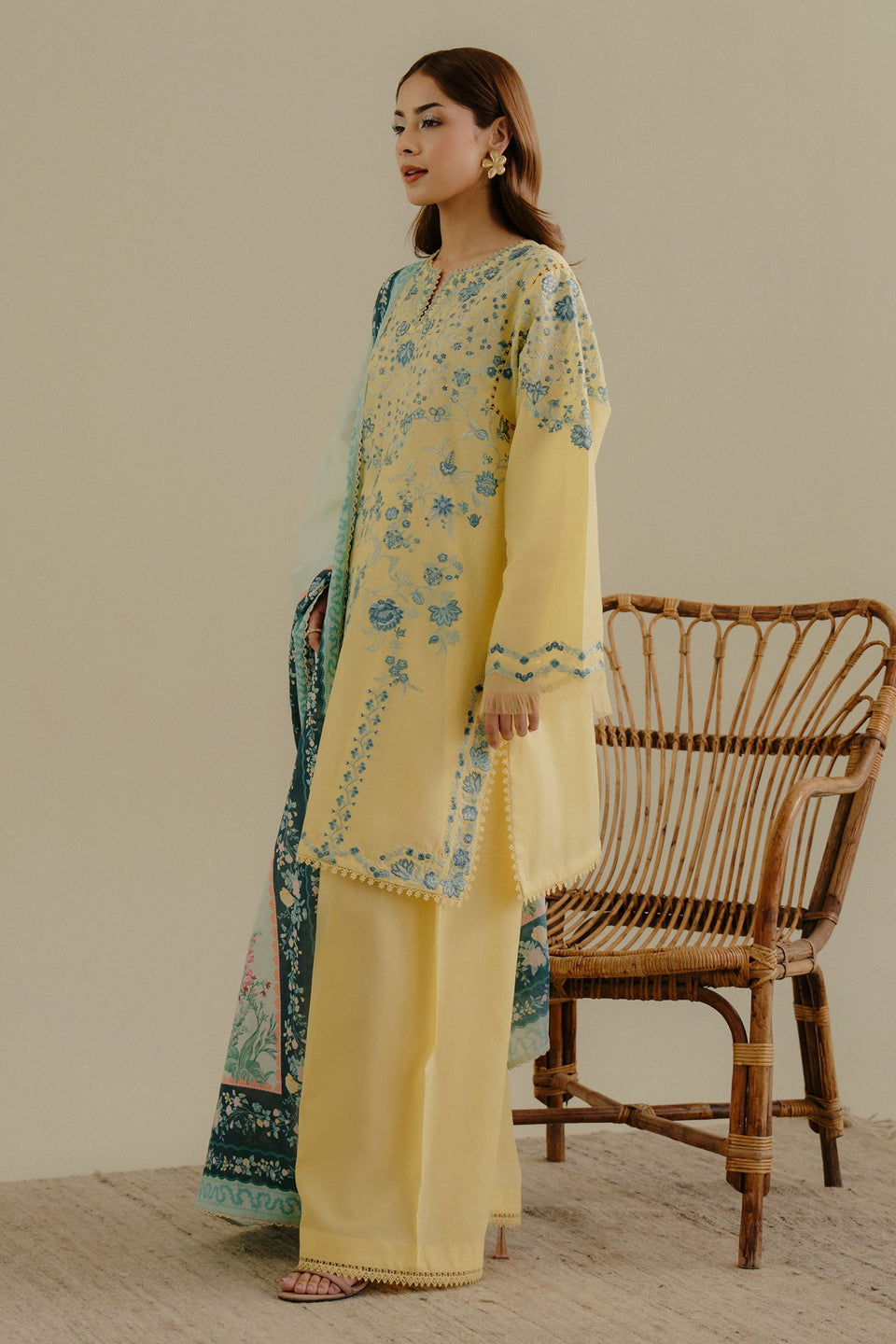 VELIN-7B | Coco Lawn II by Zarashahjahan 2025