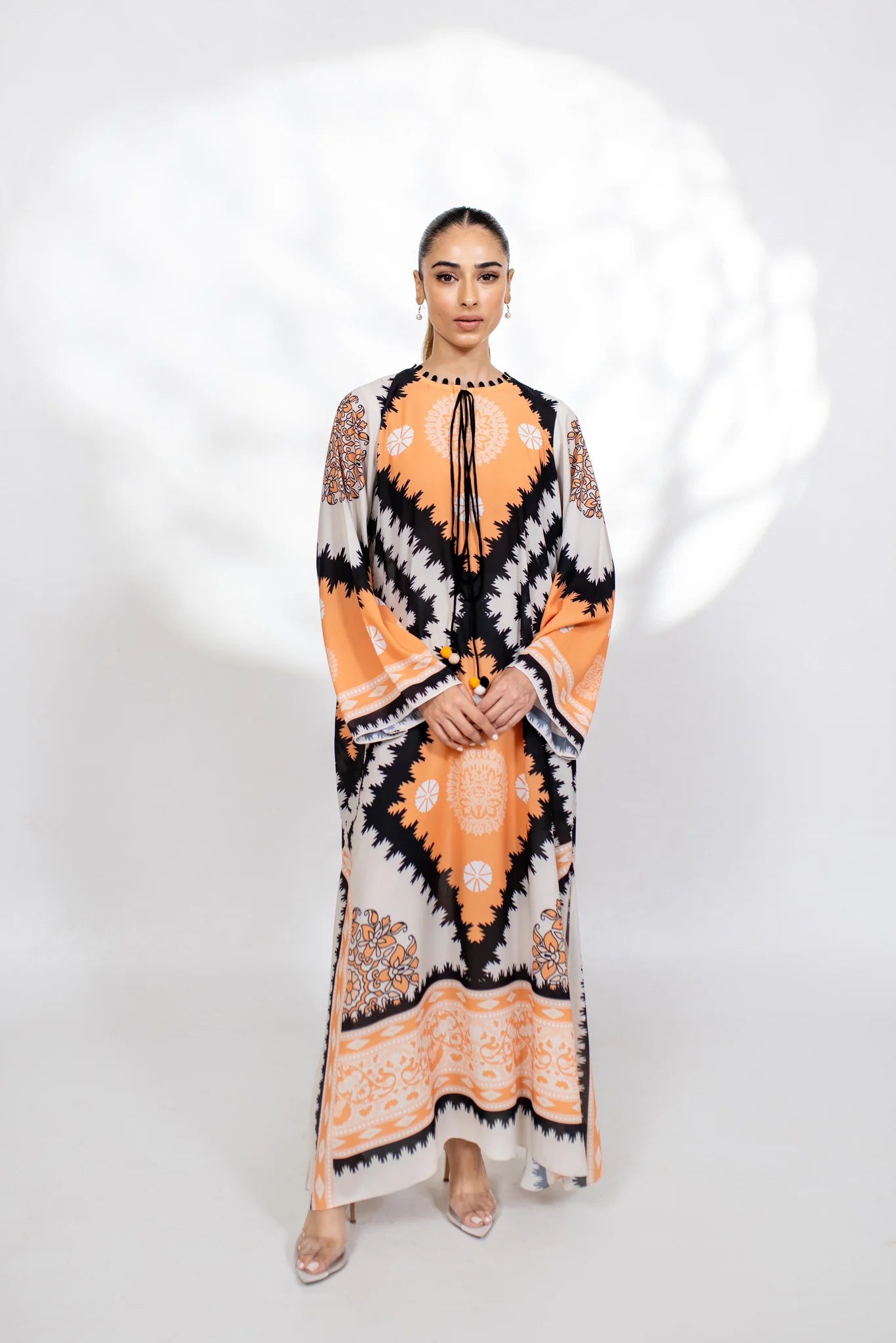 JEENA (B) | BARAÉ KHANOM
