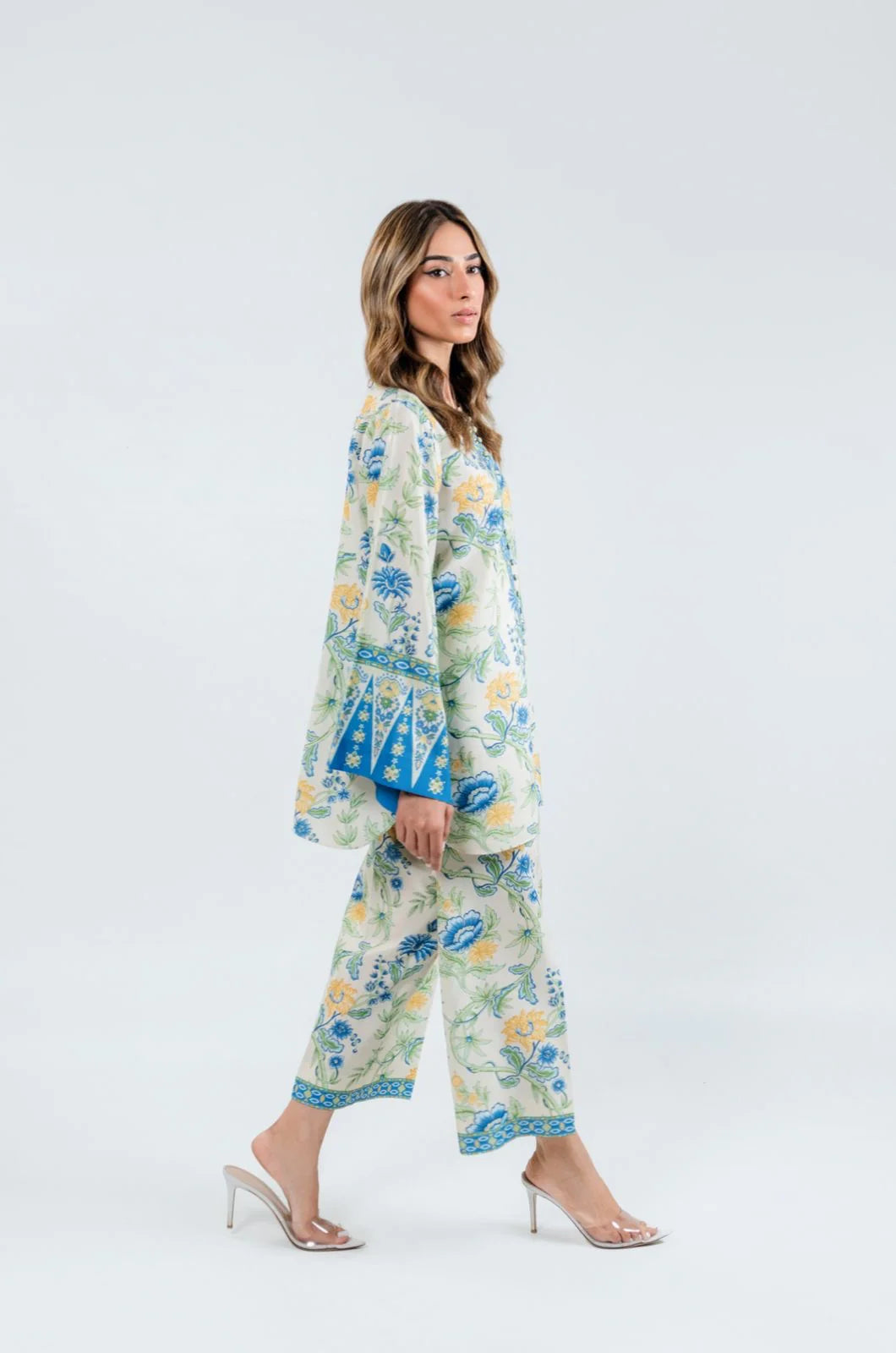 Feeha (A) | BARAÉ KHANOM