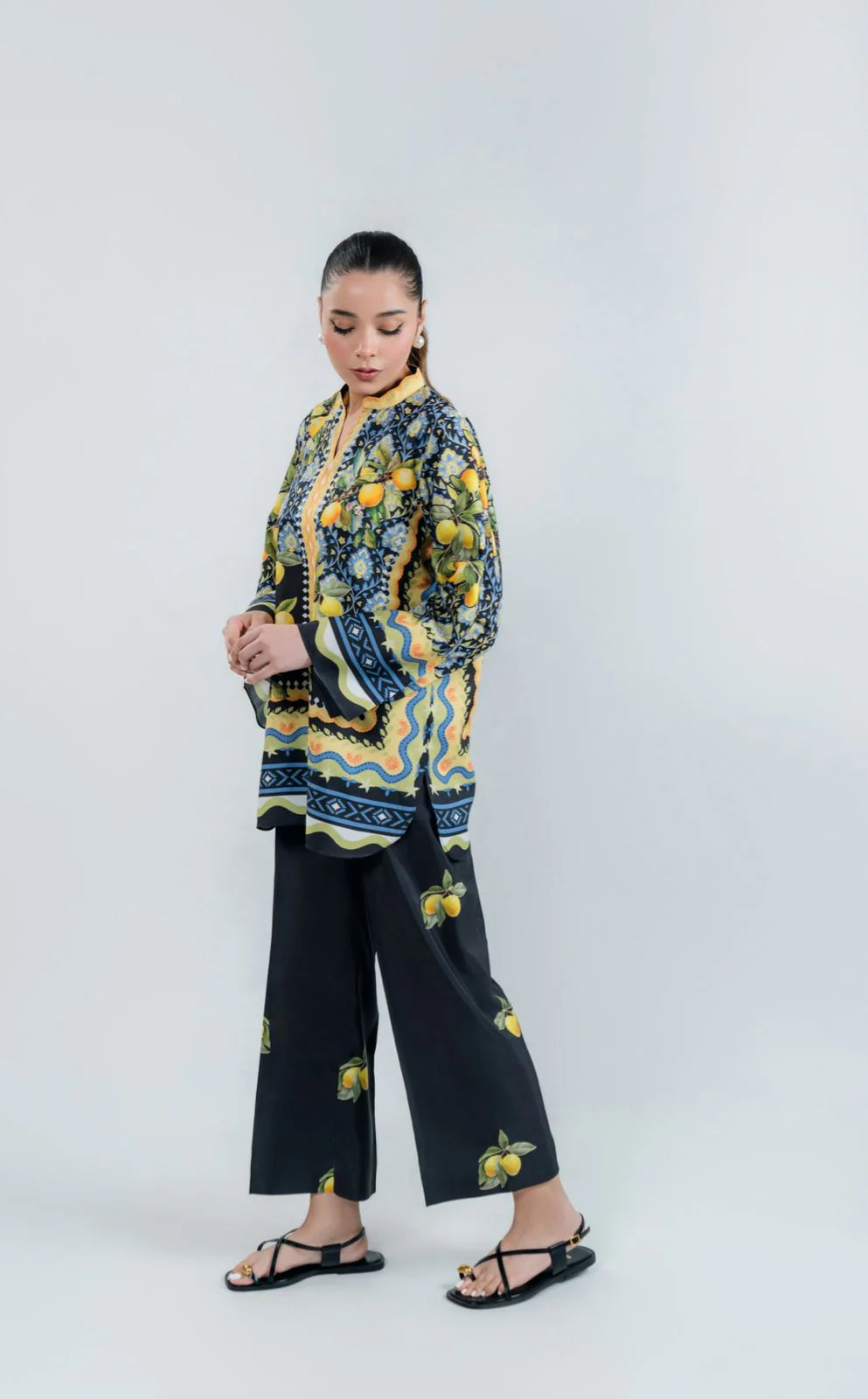 Ayla (B) | BARAÉ KHANOM