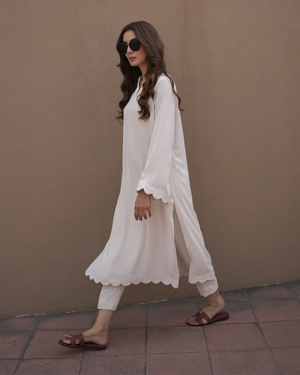 Antique White Vogue Set | LIRA