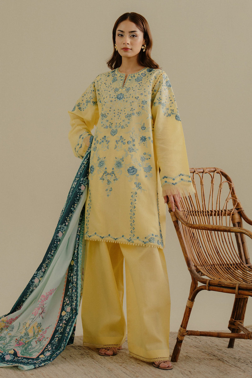 VELIN-7B | Coco Lawn II by Zarashahjahan 2025