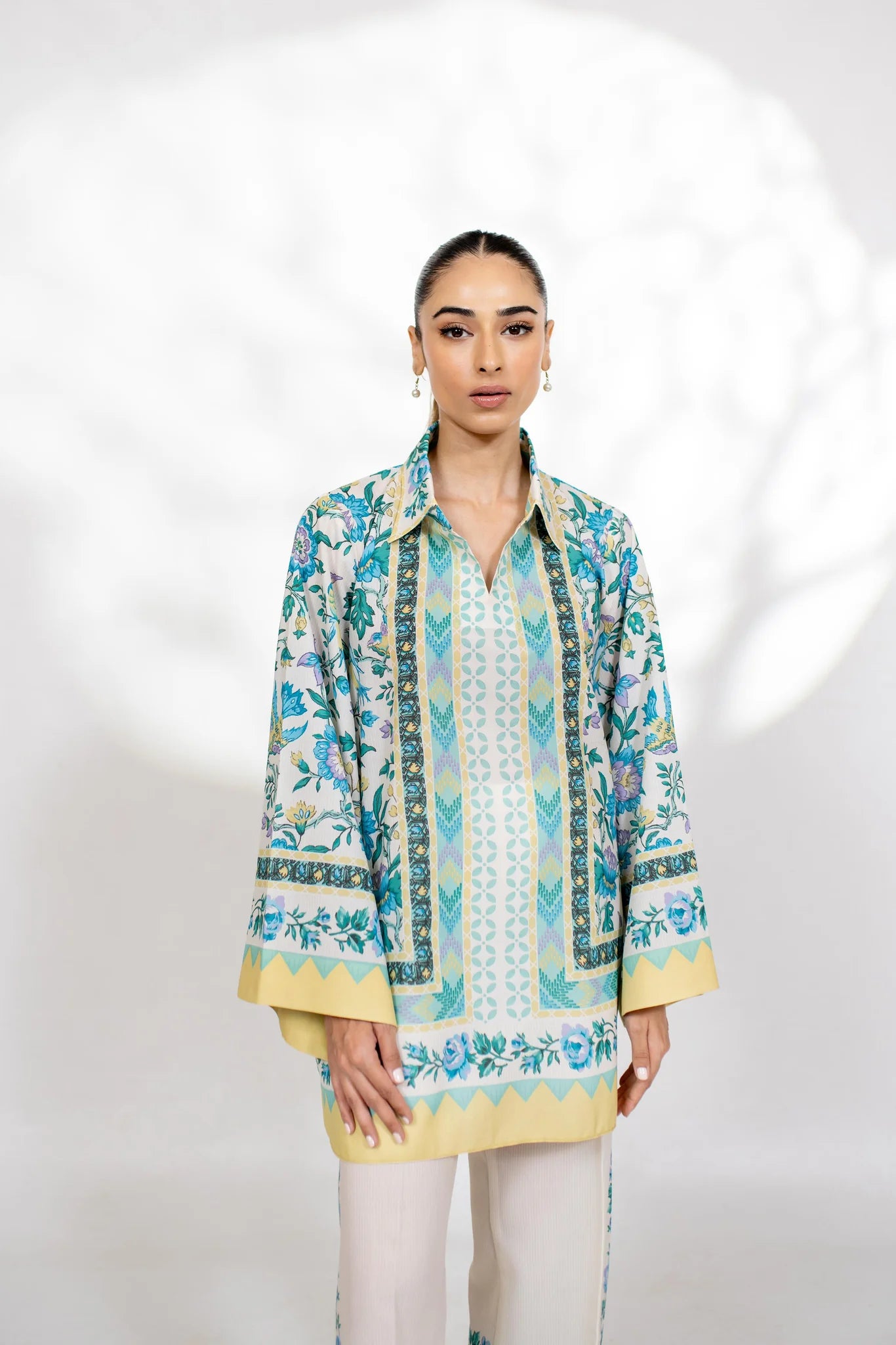 Willow (B) | BARAÉ KHANOM
