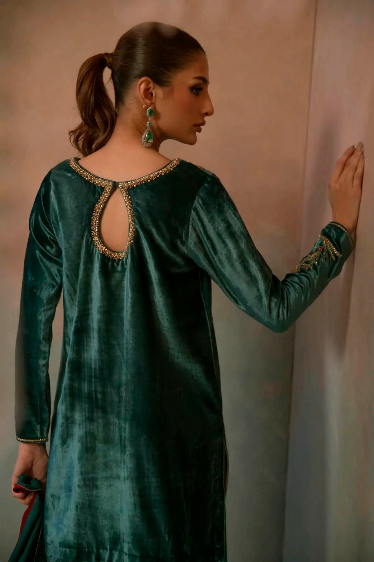 Golden Haze | Velvet '25 | Ayesha Somaya