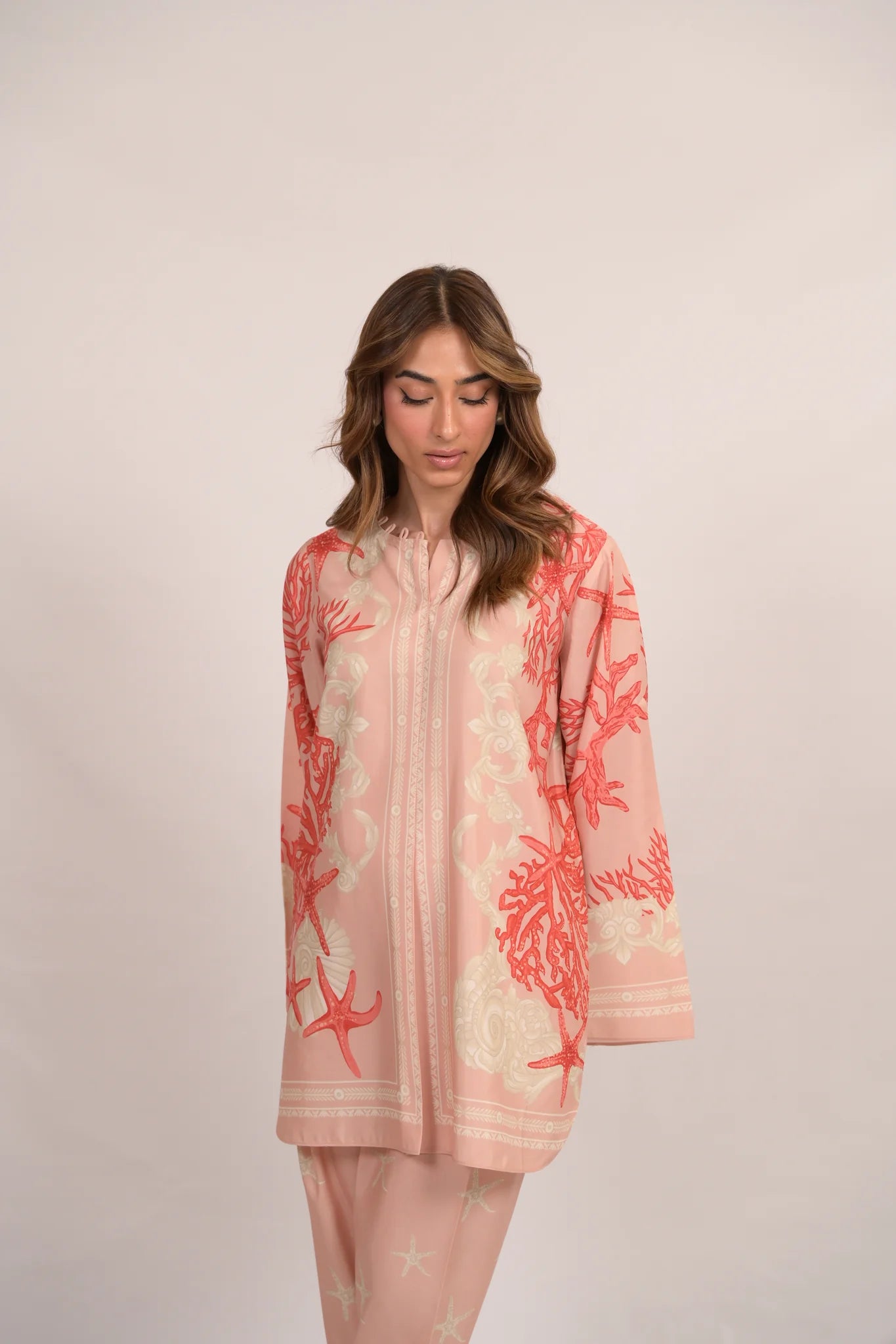 Marjan A | BARAÉ KHANOM