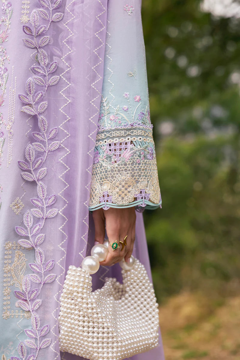 DC-05 CLIO | Qline by Qalamkar Lawn 2025