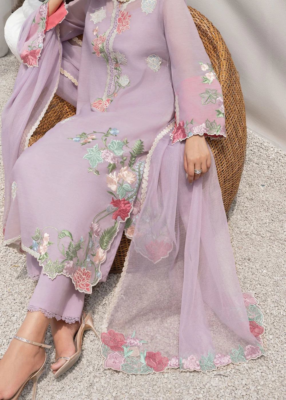 Irisé | Saira Shakira Rosea Casual Pret'25