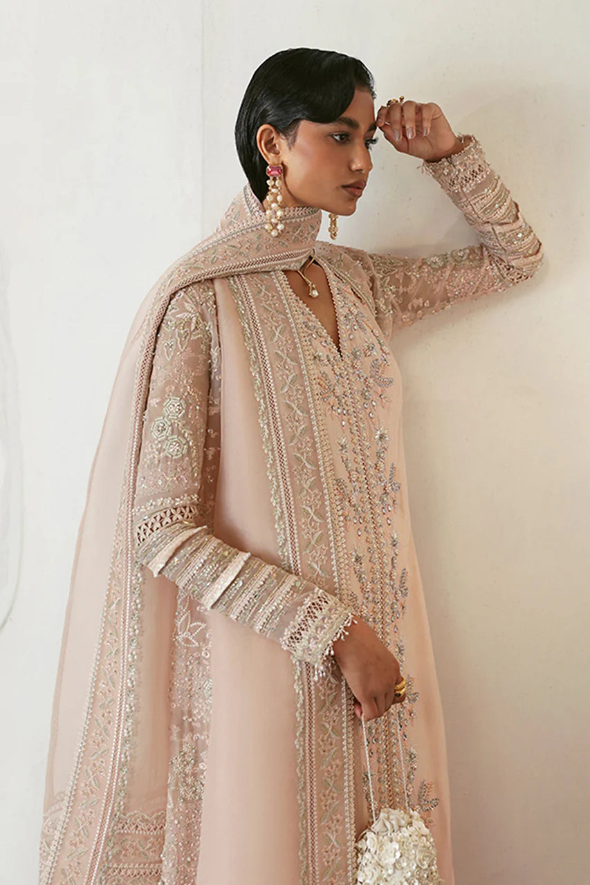 Janan | FREESHIA RTW' 24 | SUFFUSE