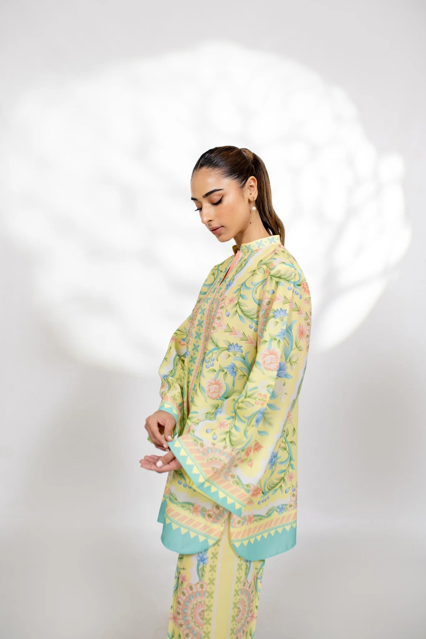 Petra (B) | BARAÉ KHANOM