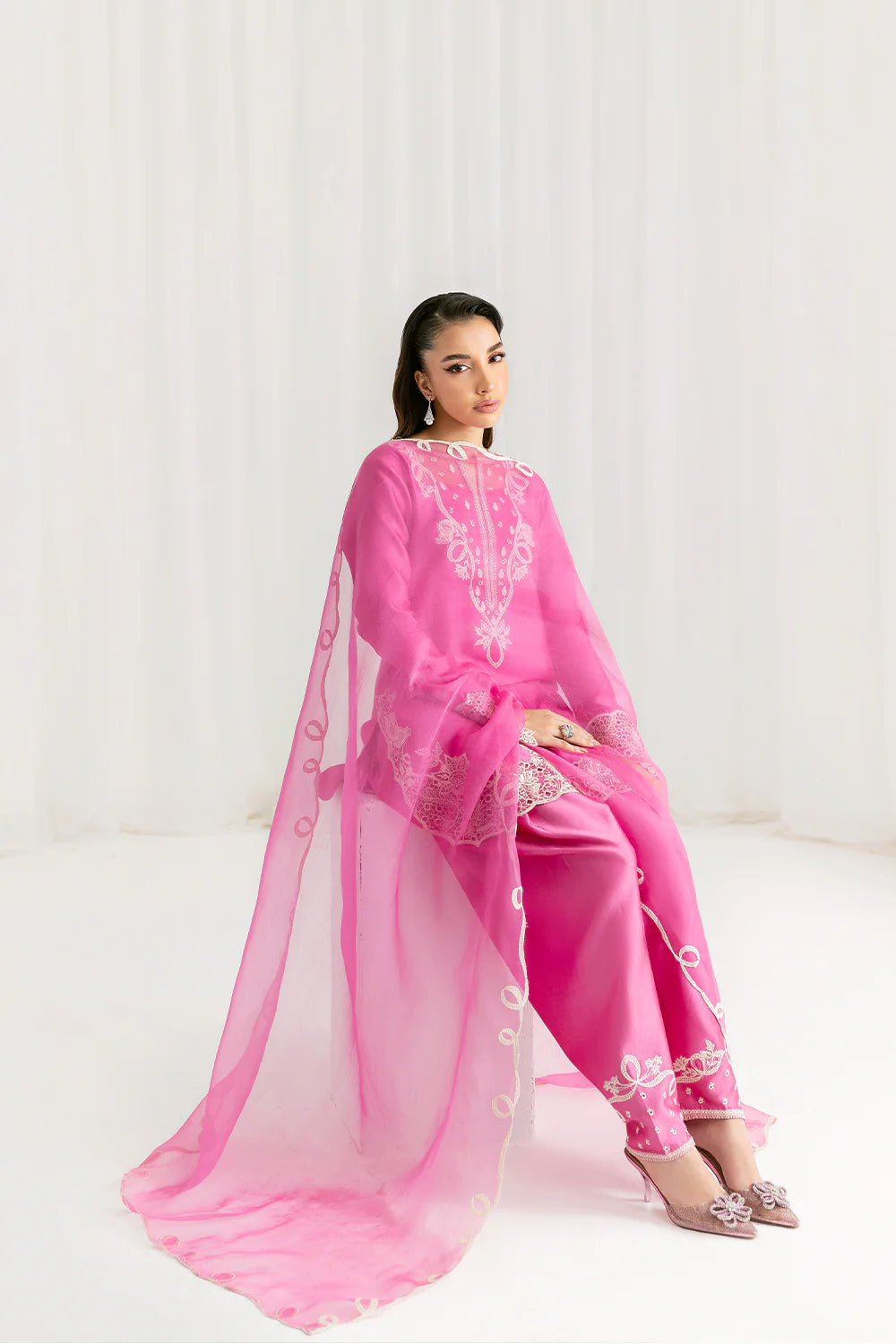 VELORA | Silk Pret '25 | Saira Rizwan