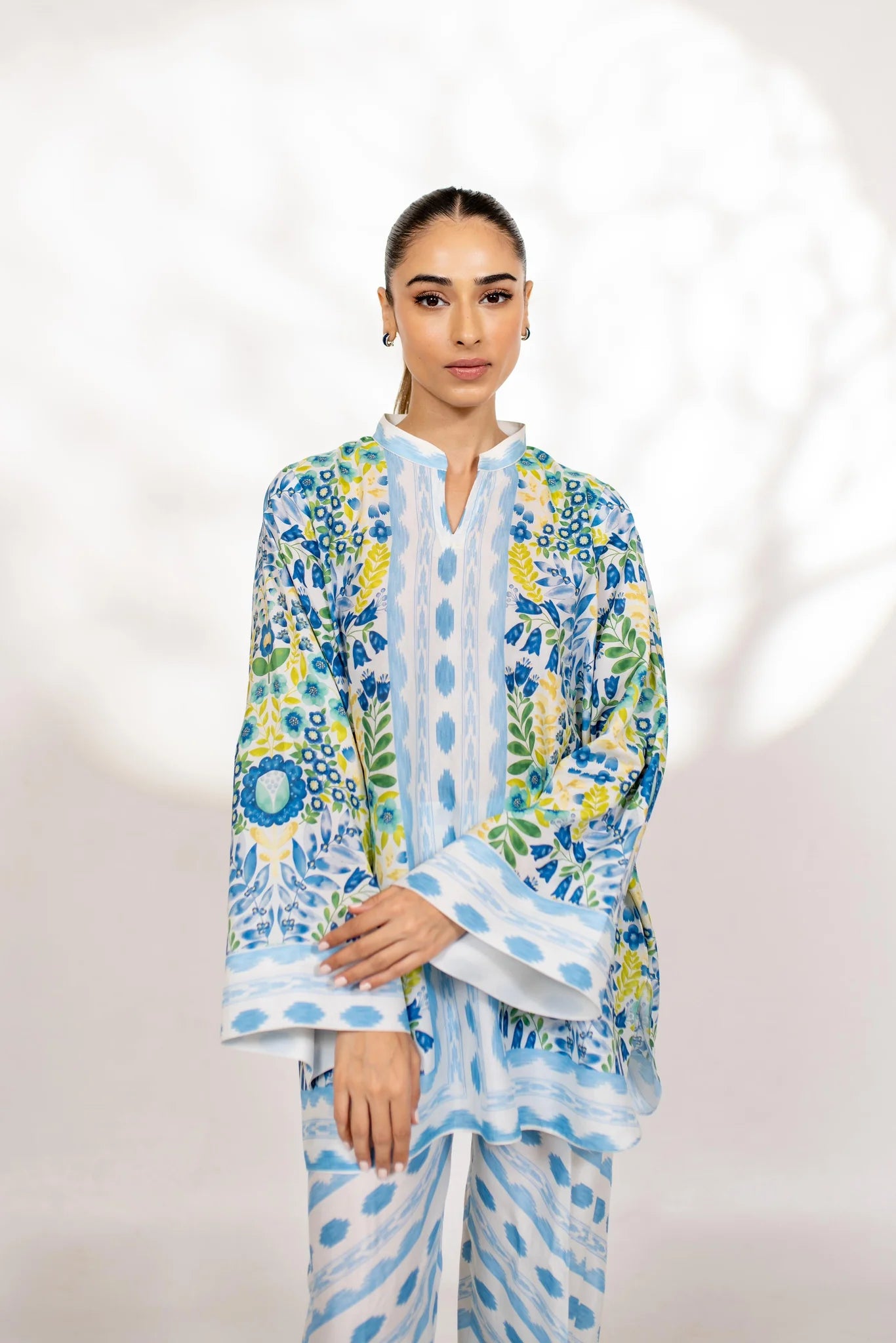 Water lilly | BARAÉ KHANOM