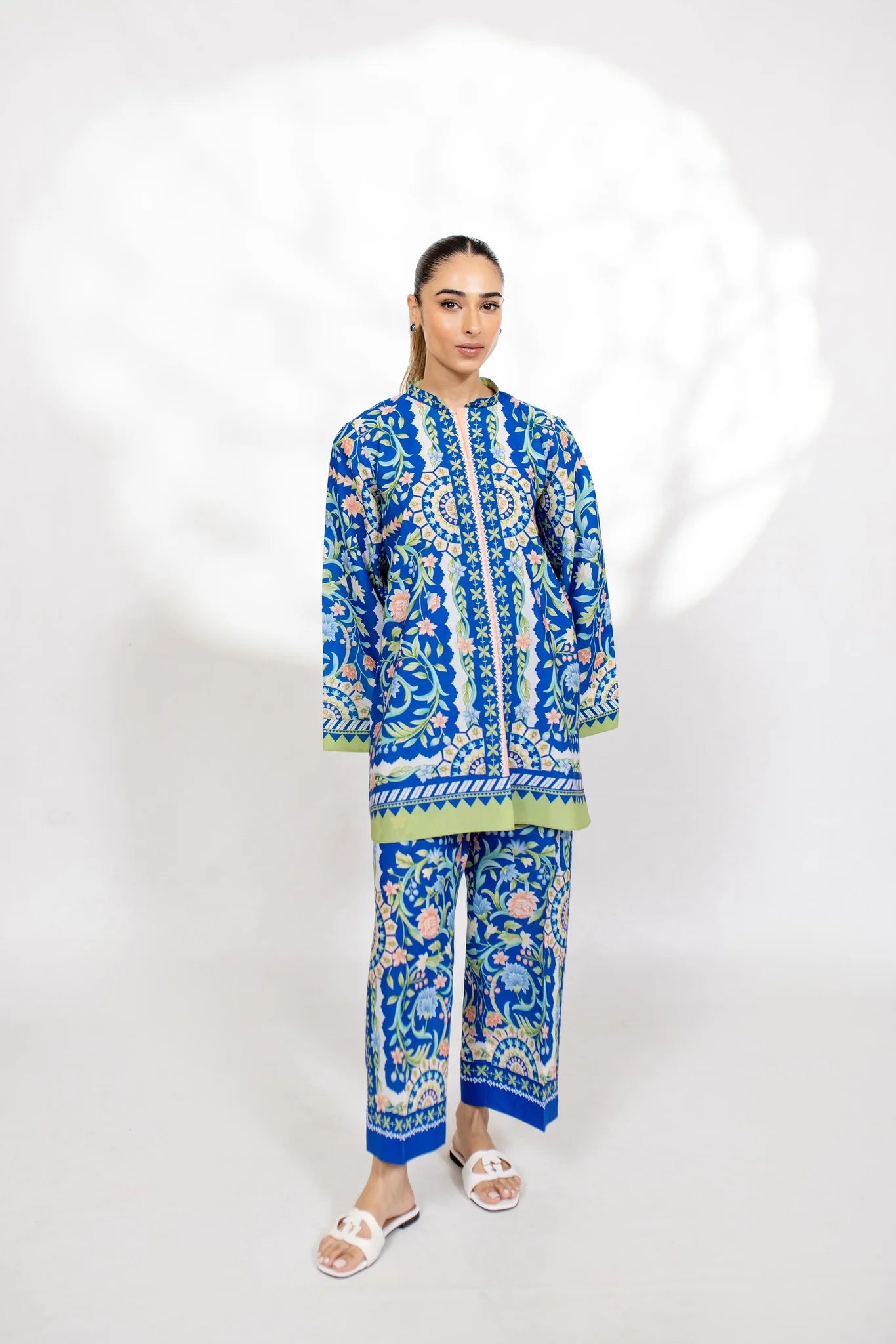 Petra (A) | BARAÉ KHANOM