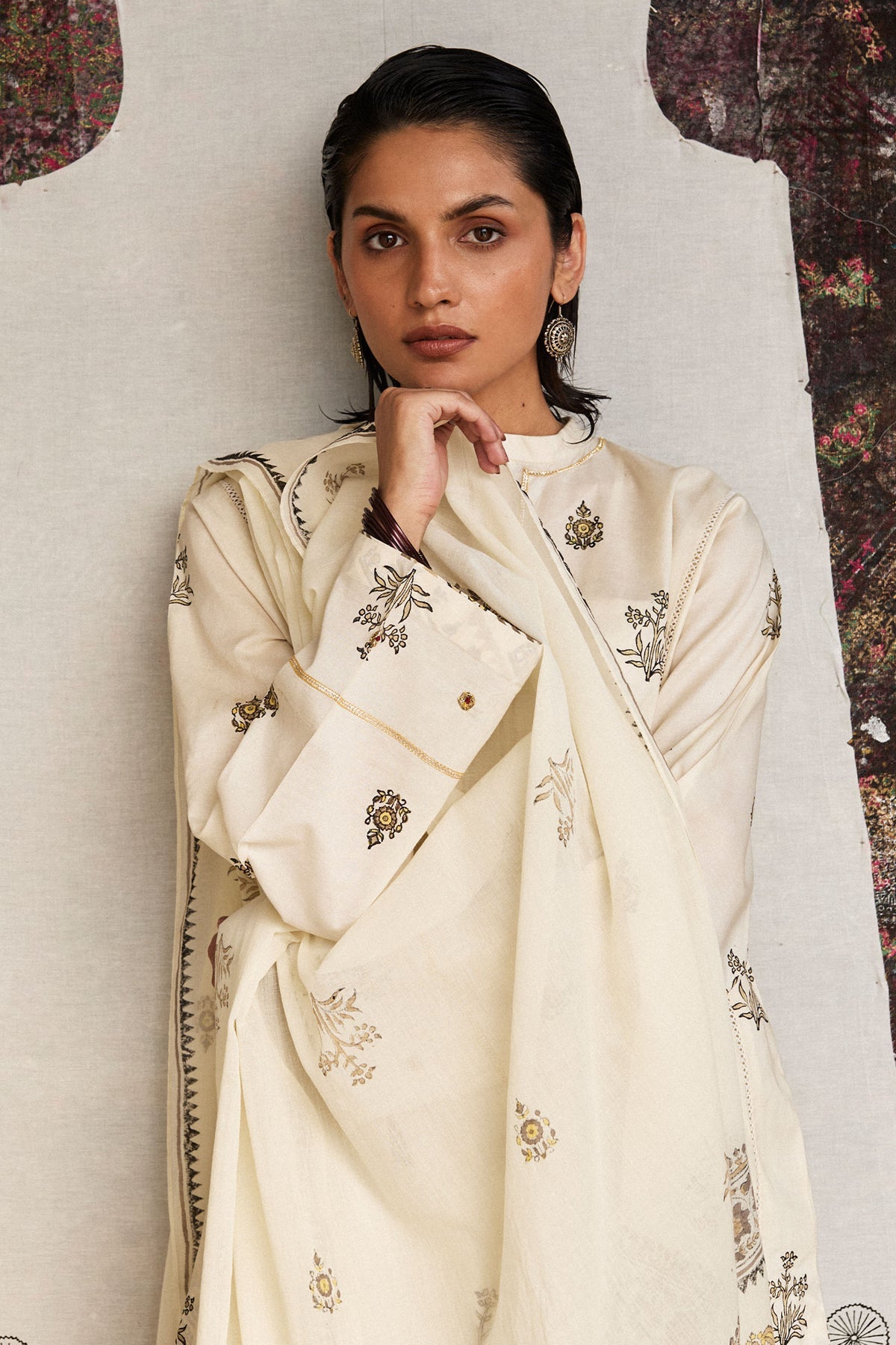 ZR25H0417 | Zara Shahjahan Handcrafted II