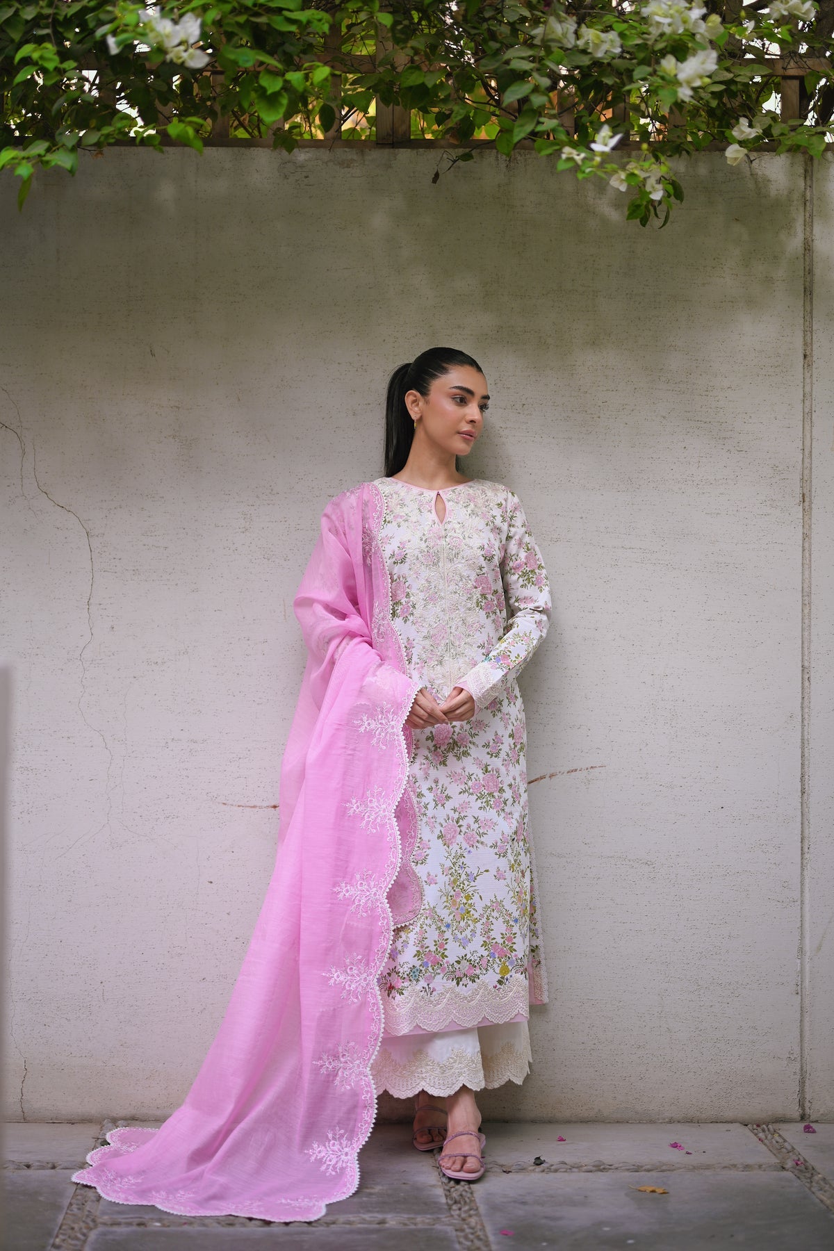 IVORY GARDEN LUXURY PRINTED EMBROIDERED LAWN SET (NEL-25621) | ZAIB