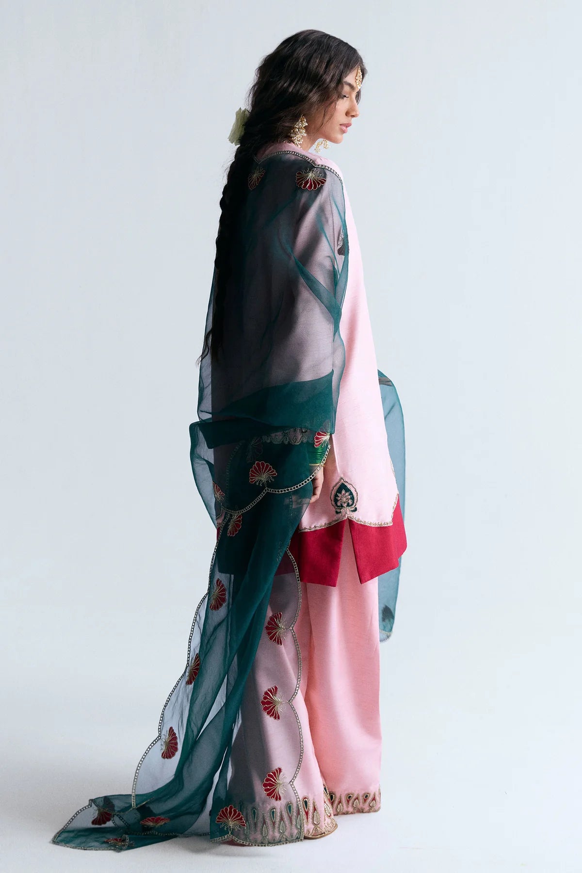 SHAJAR | Zarashahjahan Bridal