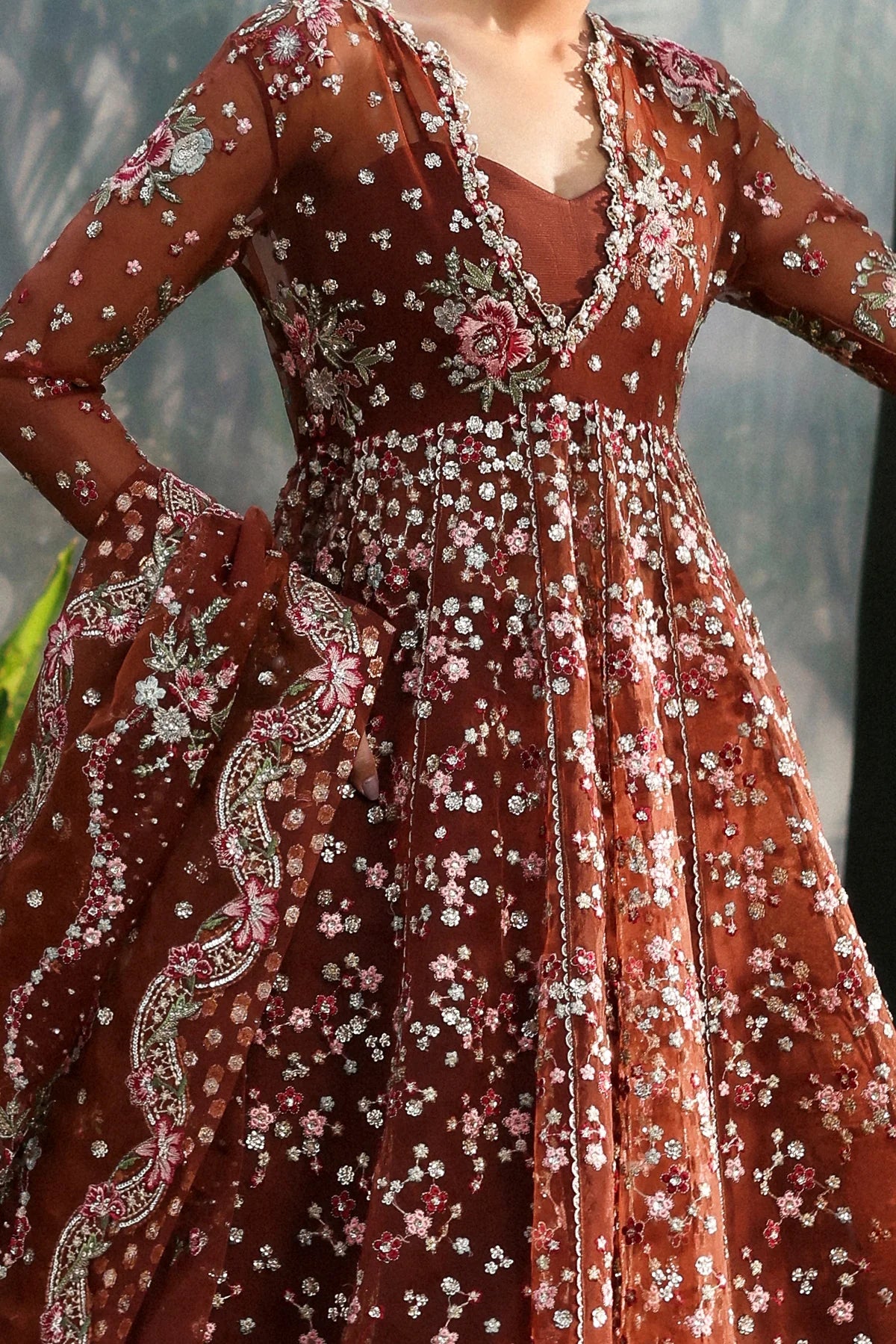 SHALE | LA FUCHSIA '25 | AFROZEH