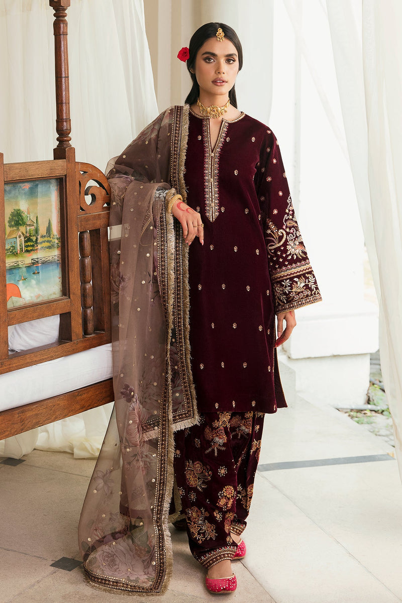 EMBROIDERED VELVET UF-250 | Baroque