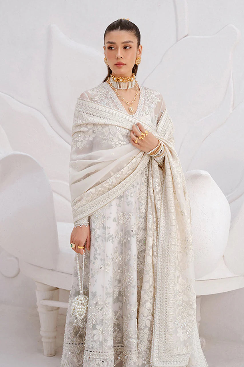 Yasna | FREESHIA RTW' 24 | SUFFUSE