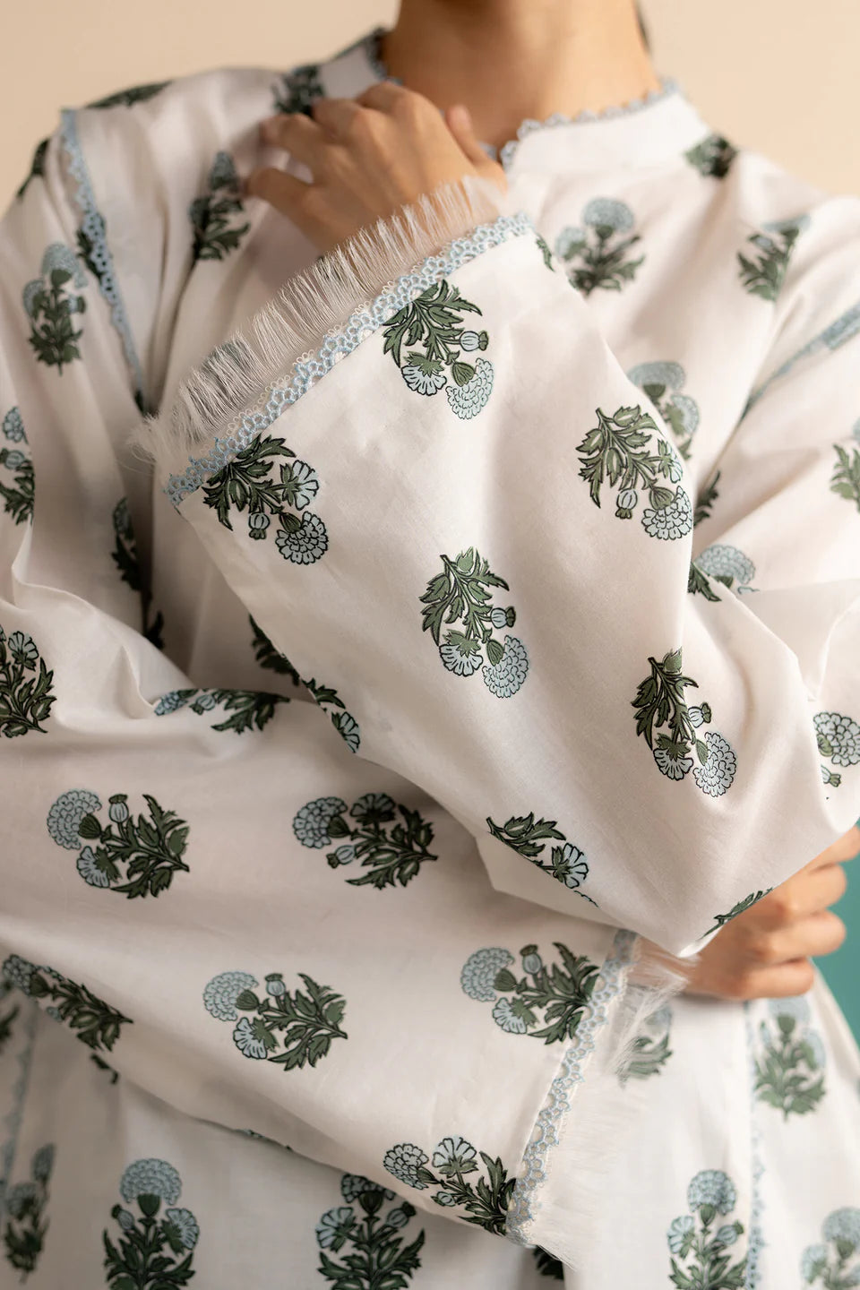 ZOFI-4B | Coco Prints By Zara Shahjahan