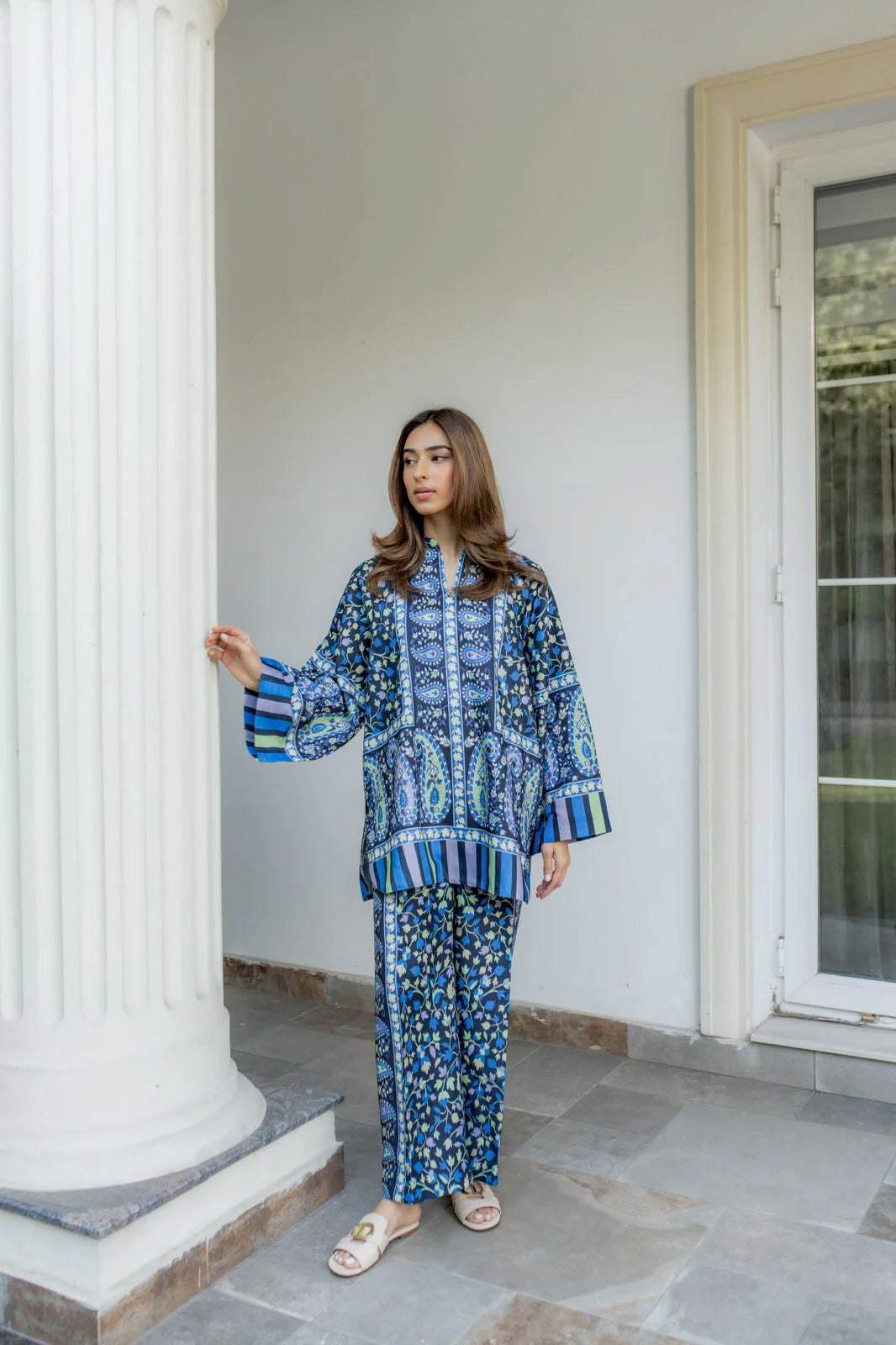 NORA (A) | BARAÉ KHANOM