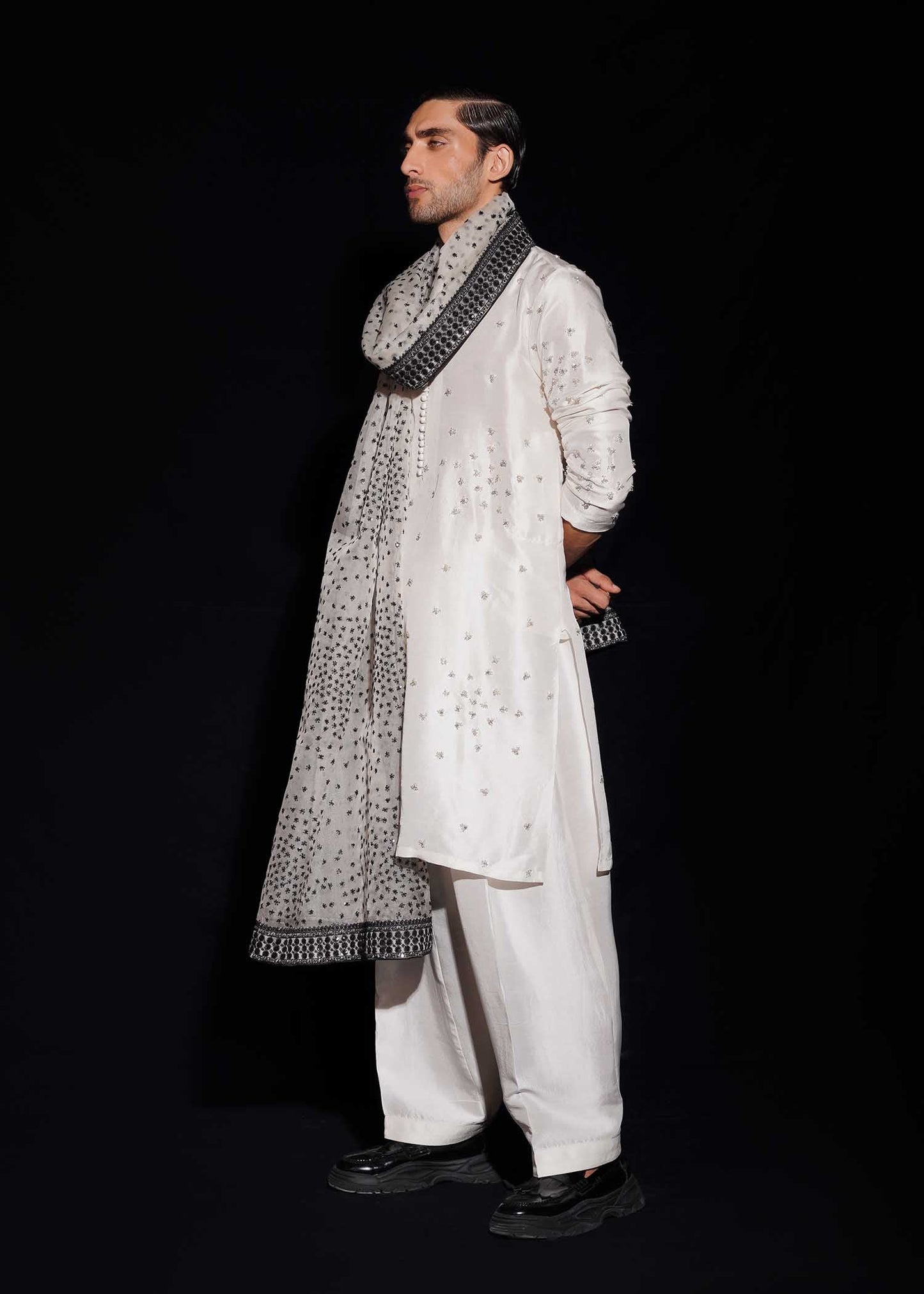 Casade | Hussain Rehar