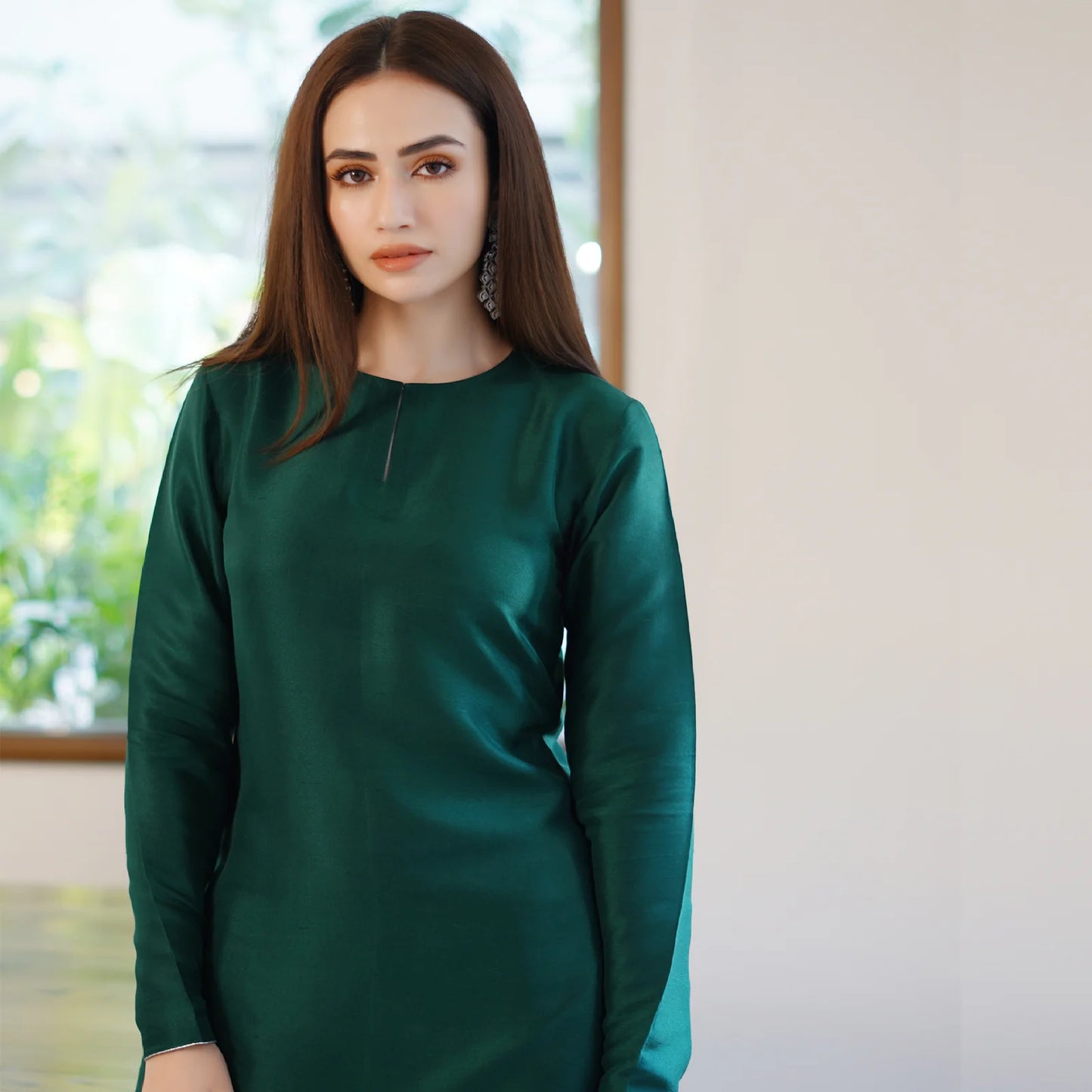 Signature Hue | SADAF KANWAL