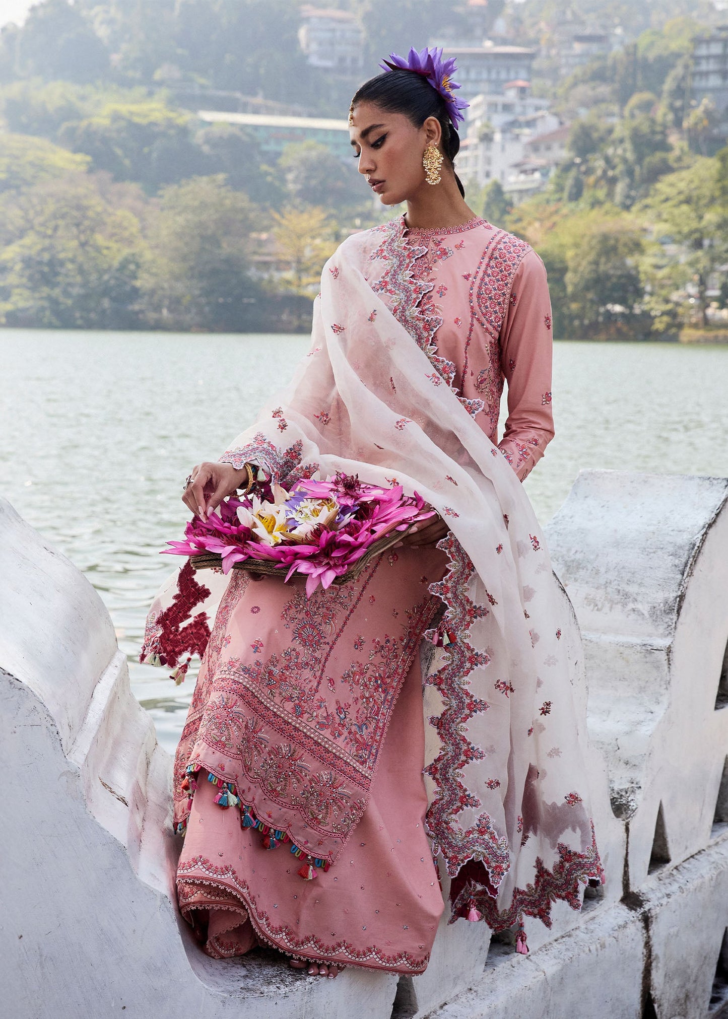 Peaar | Hussain Rehar Luxury Lawn’25